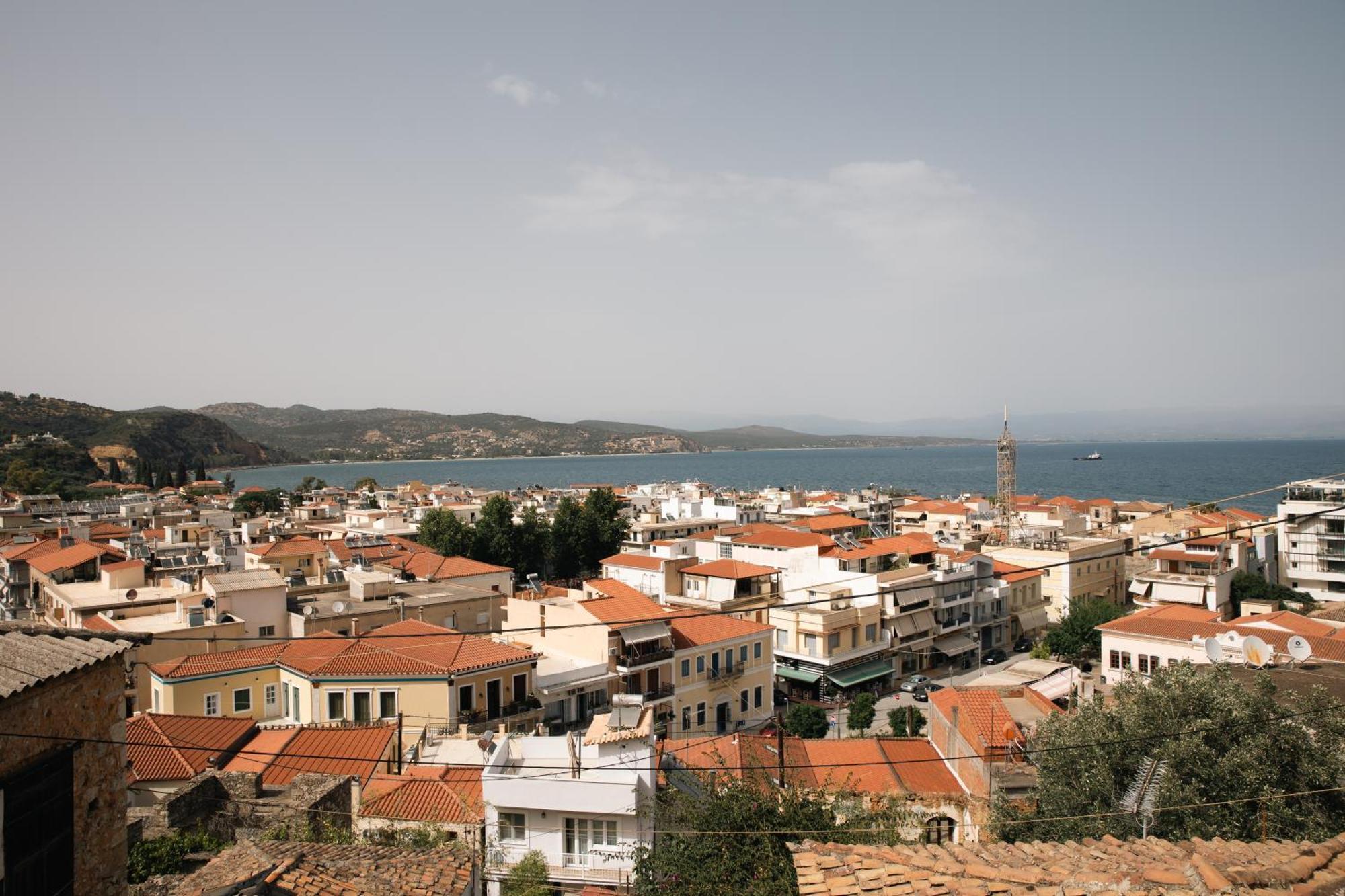 Вилла Vasiliki Cozy & Modern House Githio View Экстерьер фото
